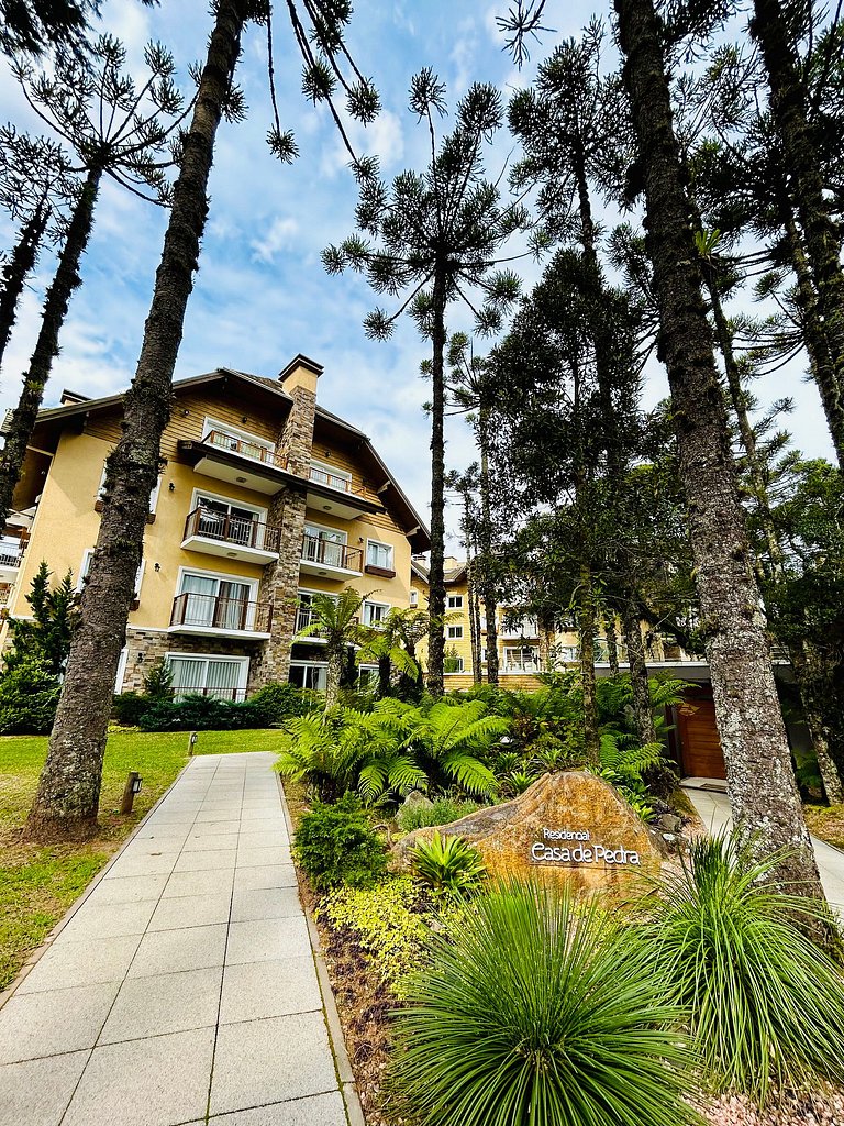 Alto Padrão com lareira, piscina e vista incrível